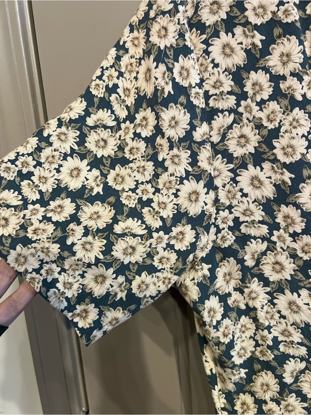 Compagnie Internationale Express Teal Floral Romper with Cream Daisy Print - Picture 9 of 9